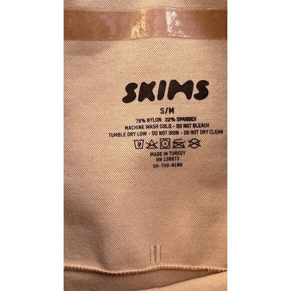 SKIMS Kim Kardashian Core Control Thong Brown Size S/M SH-THG-0108 NWOT - Picture 7 of 8